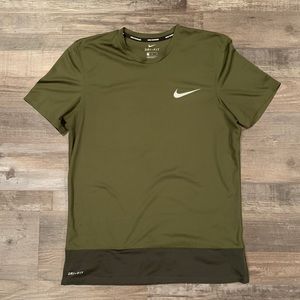 Nike T-Shirt